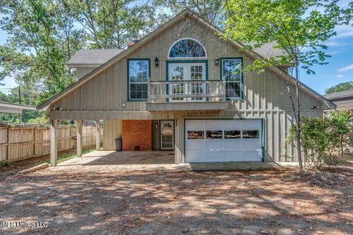 363 Lake Harbor Rd, Brandon, MS, 39047-9542 | Card Image