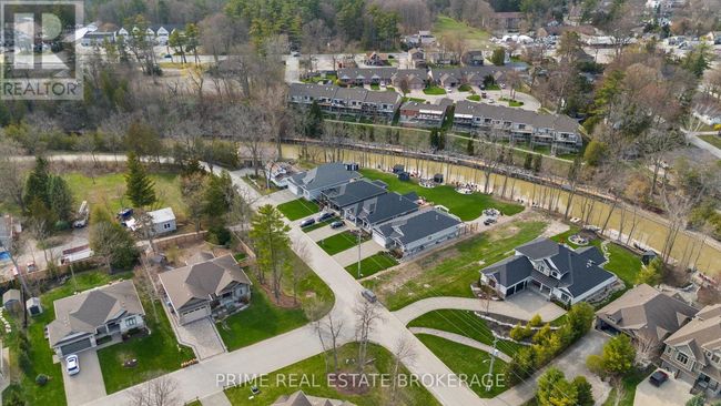 89 Gill Rd, House other with 5 bedrooms, 3 bathrooms and 6 parking in Grand Bend ON | Image 48