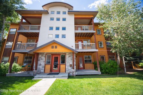 c3-7552 Mountain Laurel Dr, Victor, ID, 83455-4642 | Card Image