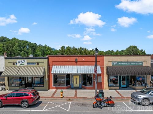 82 N Trade Street, Tryon, NC, 28782 | Card Image