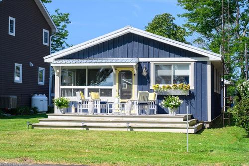 145 Ordnance Ave, Turkey Point, ON, N0E1T0 | Card Image