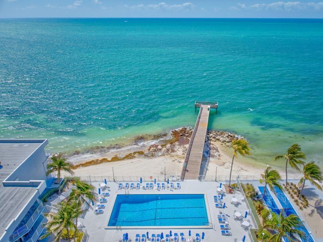 Aerial view to ocean | Image 38