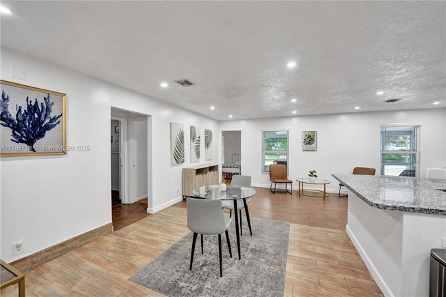 0 - 183 Sunflower Cir, House other with 4 bedrooms, 2 bathrooms and null parking in Royal Palm Beach FL | Image 29