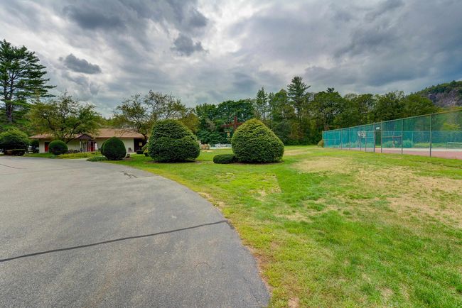 P6 - 18 Sandtrap Loop, Condo with 2 bedrooms, 1 bathrooms and null parking in Glen NH | Image 19
