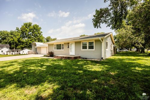 301 10th St, Milford, KS, 66514 | Card Image