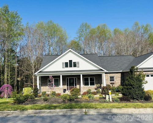 35 Iswa Dr, Taylorsville, NC, 28681-6707 | Card Image