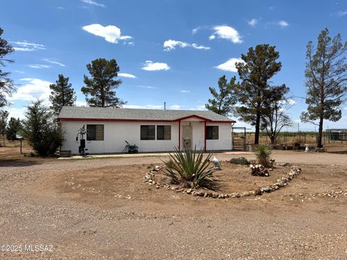 13384 S Cottonwood Rd, Pearce, AZ, 85625-6084 | Card Image