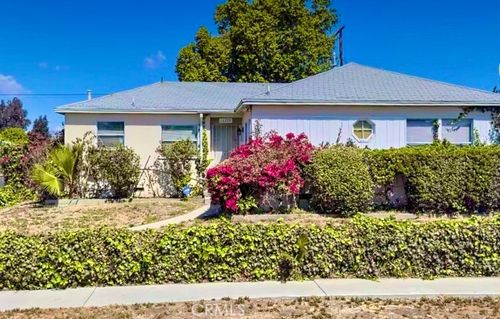 13773 Wingo St, Arleta, CA, 91331-6138 | Card Image