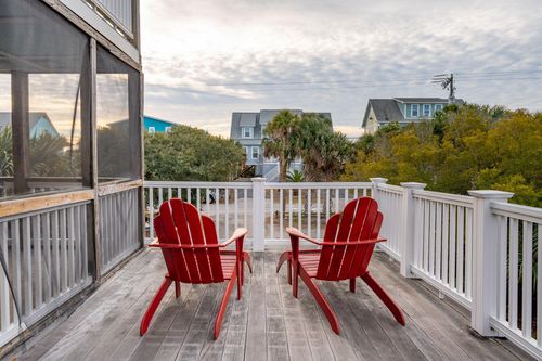 904 E Arctic Ave, Folly Beach, SC, 29439 | Card Image