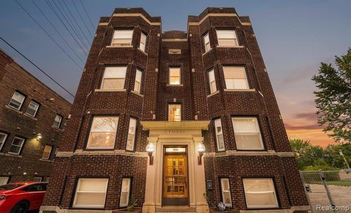 102-1533 Ash St, Detroit, MI, 48208-2928 | Card Image