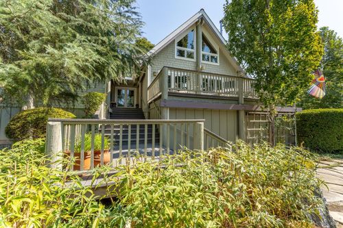 8301 W Side Potter Valley Rd, Potter Valley, CA, 95469-8701 | Card Image