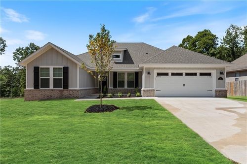 12 Briscoe Ln, Bella Vista, AR, 72715-6078 | Card Image