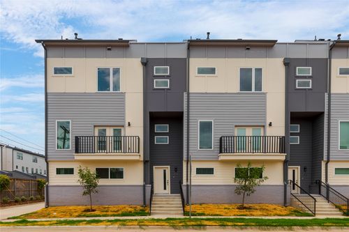 ste-103-2801 Weisenberger St, Fort Worth, TX, 76107-2070 | Card Image