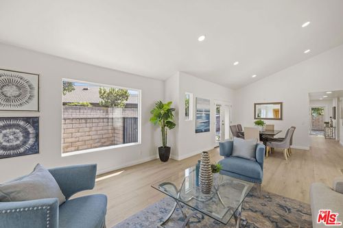 13 Pepper Ct, Inglewood, CA, 90302 | Card Image