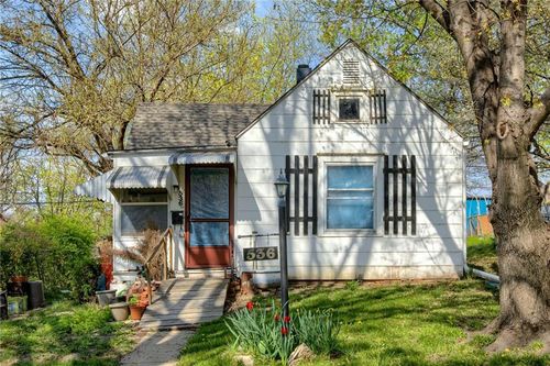 536 S Huttig Ave, Independence, MO, 64053-1510 | Card Image