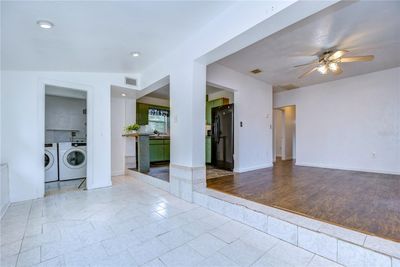 5431 70 Th Lane N, House other with 3 bedrooms, 2 bathrooms and null parking in Saint Petersburg FL | Image 3