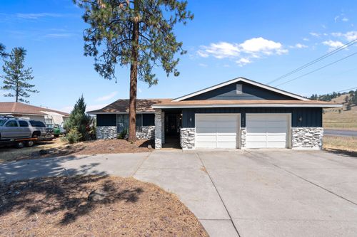 6806 W Johannsen Ave, Nine Mile Falls, WA, 99026-9204 | Card Image