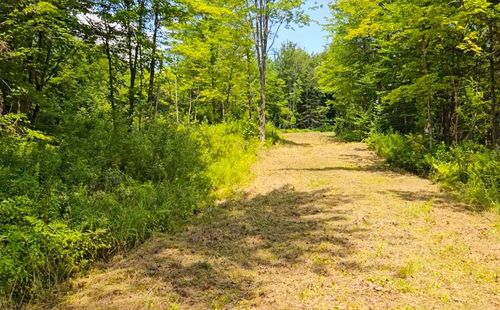 337 Lakeview Ln, Wolcott, VT, 05680-4543 | Card Image