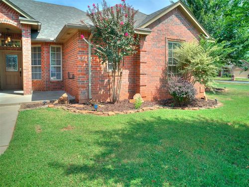 84 Kimberly Drive, Edmond, OK, 73003 | Card Image
