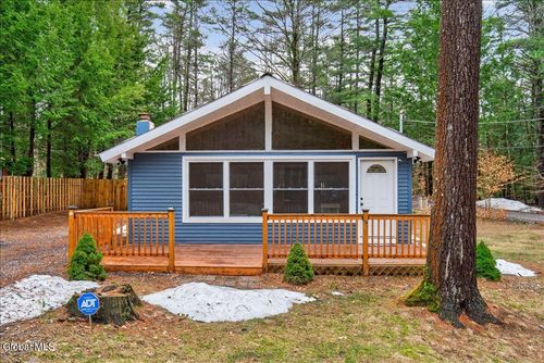 12 Minder Rd, Corinth, NY, 12822-2613 | Card Image