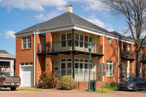 229 W 17th St, Chattanooga, TN, 37408-1106 | Card Image
