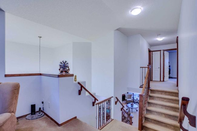 795 Auburn Bay Heights Se, Home with 4 bedrooms, 3 bathrooms and 6 parking in Calgary AB | Image 3
