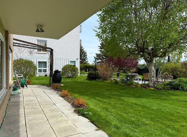 100 - 524 Cedar Crescent Sw, Condo with 2 bedrooms, 1 bathrooms and 1 parking in Calgary AB | Image 5