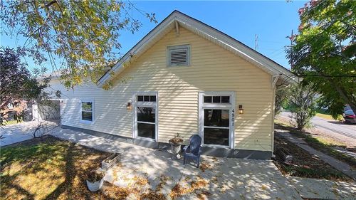 4901 Eastern St, New Orleans, LA, 70122-6208 | Card Image