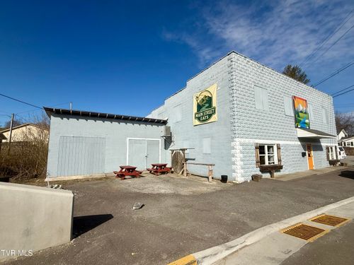 1097 Main Street, Sneedville, TN, 37869 | Card Image