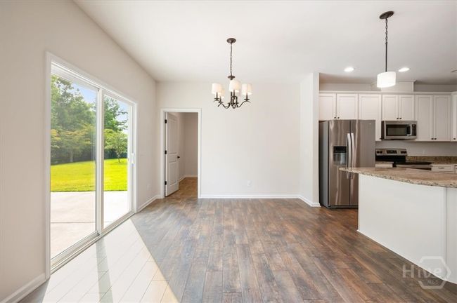 Dining Area | Image 10