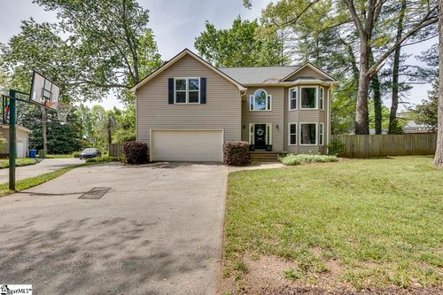 200 Forrester Creek Way, Greenville, SC, 29607-5807 | Card Image