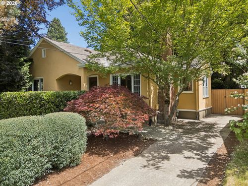 2946 Ne 8th Ave, Portland, OR, 97212 | Card Image