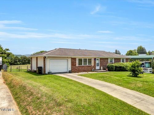 2546 Montcastle Dr, Morristown, TN, 37814-5928 | Card Image