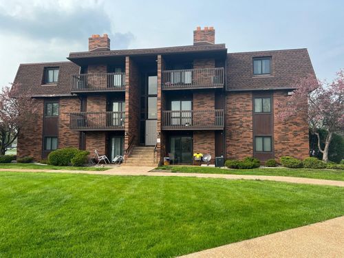 203-2045 45th St, Munster, IN, 46321-2848 | Card Image