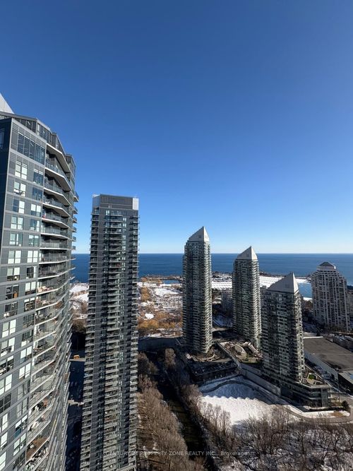 3802-36 Park Lawn Rd, Etobicoke, ON, M8V0E5 | Card Image