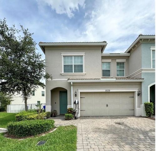 4-5035 Eucalyptus Dr, Hollywood, FL, 33021-7066 | Card Image
