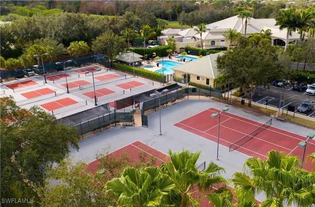 APT-2528 - 2760 Cypress Trace Cir, Condo with 2 bedrooms, 2 bathrooms and null parking in NAPLES FL | Image 24