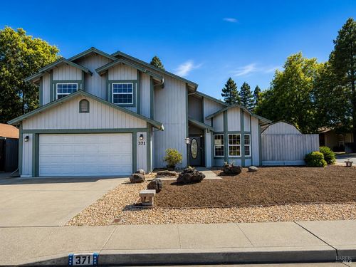 371 Woodstock Circle, Vacaville, CA, 95687 | Card Image