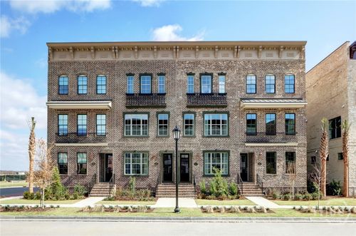 404 Upper East Ave, Savannah, GA, 31401 | Card Image