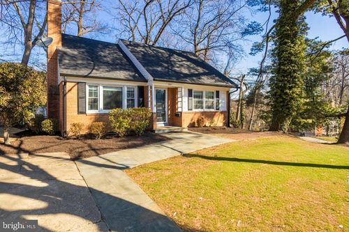 3601 Faircastle Dr, Chevy Chase, MD, 20815-5645 | Card Image