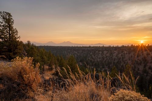 69740 Mckenzie Canyon Rd, Sisters, OR, 97759-9313 | Card Image