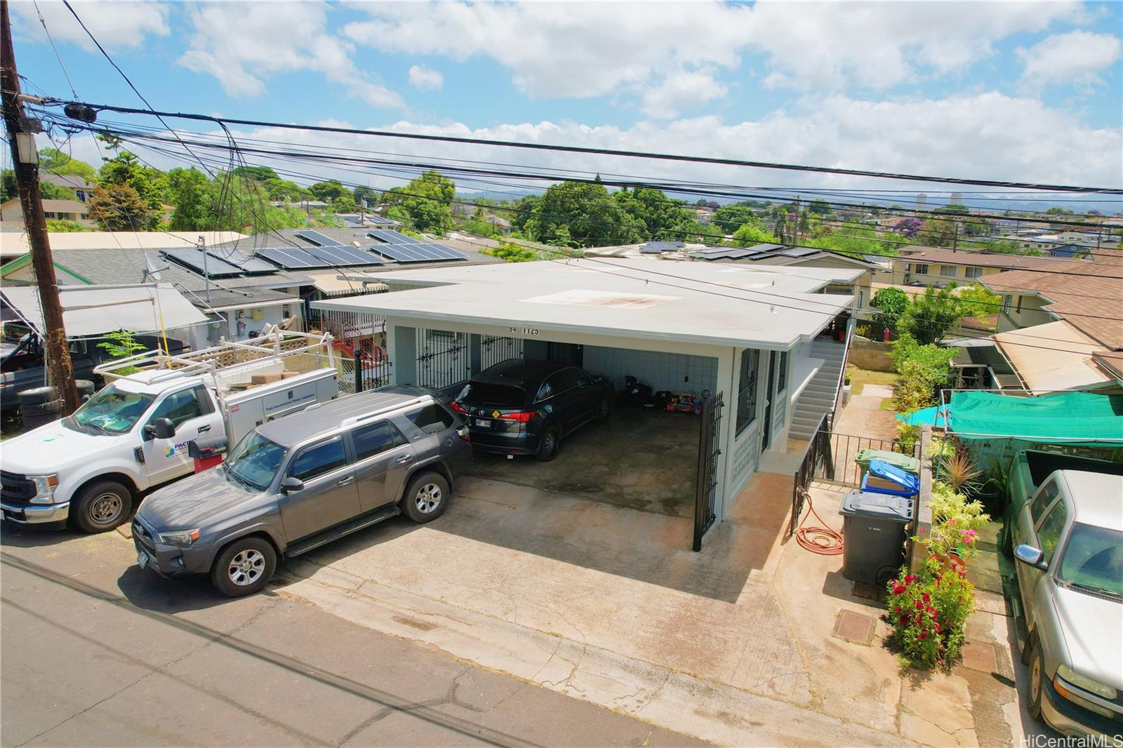 Nalii St, Waipahu, HI 96797