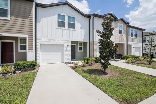 529 Madison Dr, DAVENPORT, FL, 33837-8857 | Card Image
