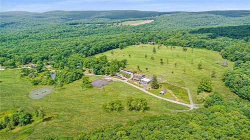 307 Kings Mountain Rd, Rockwood, PA, 15557-5422 | Card Image