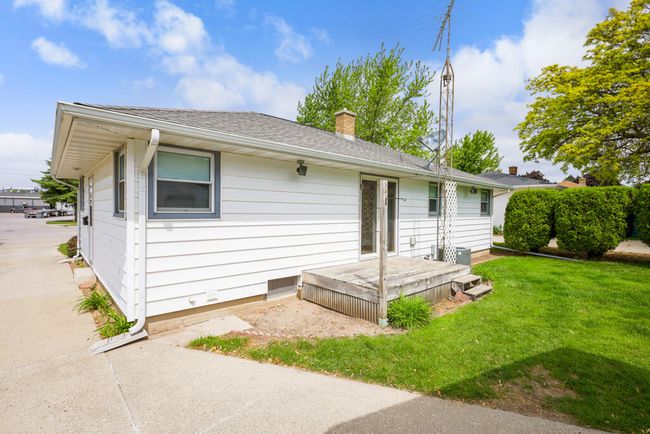 1313 S 26 Th St, House other with 3 bedrooms, 1 bathrooms and null parking in Manitowoc WI | Image 27