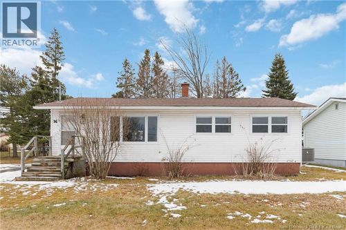 14 Windsor St, Riverview, NB, E1B2X6 | Card Image