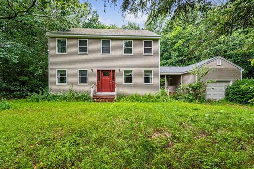 29 Rowe Dr, Fremont, NH, 03044-3010 | Card Image