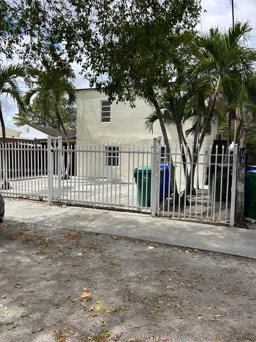 1-2908 Nw 14th Ct, Miami, FL, 33142-6610 | Card Image