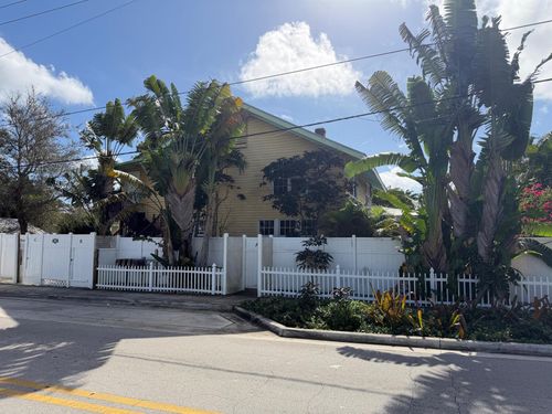 c-201 S Swinton Ave, Delray Beach, FL, 33444-3692 | Card Image