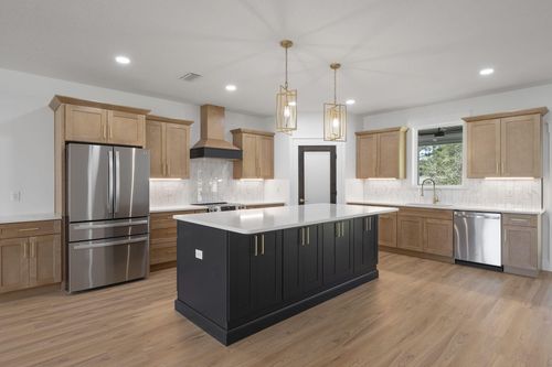 8390 Verano St, Navarre, FL, 32566-6326 | Card Image